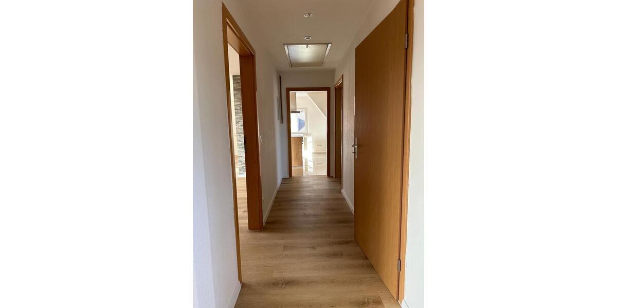 Dachgeschoßwohnung Garbsen Ortschaft Horst - 3 Zimmer, 80 m&sup2;, 880&euro; | Angebot:26612175