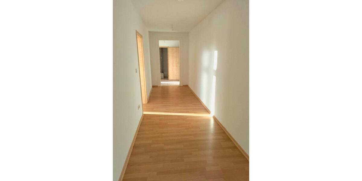 Etagenwohnung Aschersleben - 3 Zimmer, 86 m&sup2;, 620&euro; | Angebot:25903052