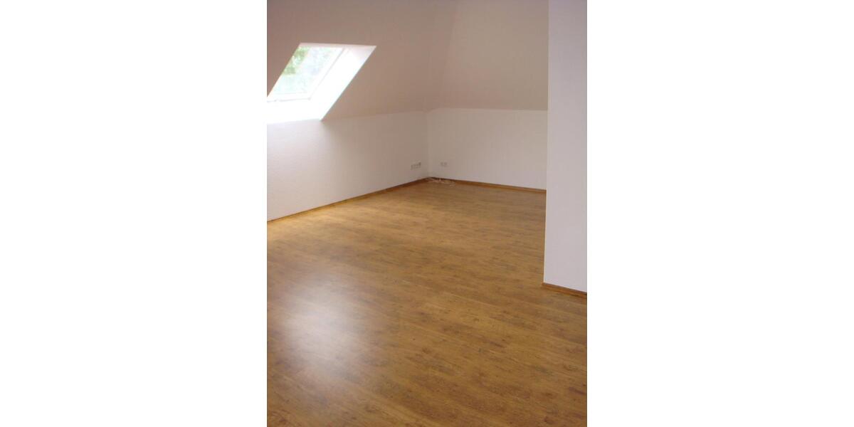 Dachgeschoßwohnung Pirna - 2 Zimmer, 64 m&sup2;, 475&euro; | Angebot:24707281