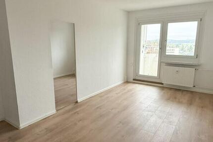 Wohnung Geyer - 3 Zimmer, 55 m&sup2;, 265&euro; | Angebot:26247903