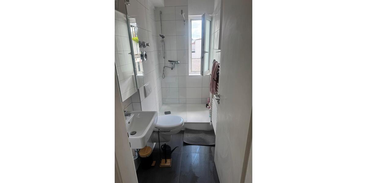 Etagenwohnung Linden - 1 Zimmer, 15 m&sup2;, 364&euro; | Angebot:26565347