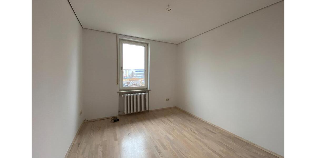 Etagenwohnung Biessenhofen - 4 Zimmer, 99 m&sup2;, 1.050&euro; | Angebot:26278735