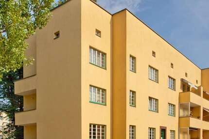 Wohnung zum Mieten in Magdeburg 1.062,87 € 97.96 m² 4 zimmer