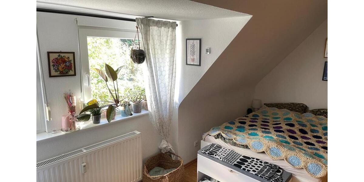 Dachgeschoßwohnung Kreuztal - 3 Zimmer, 65 m&sup2;, 850&euro; | Angebot:25355976