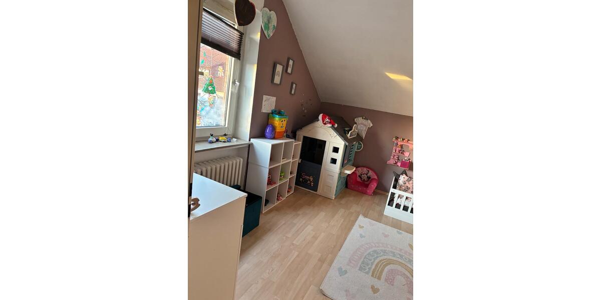 3 Zimmer Dachgeschoss Wohnung 3 zimmer