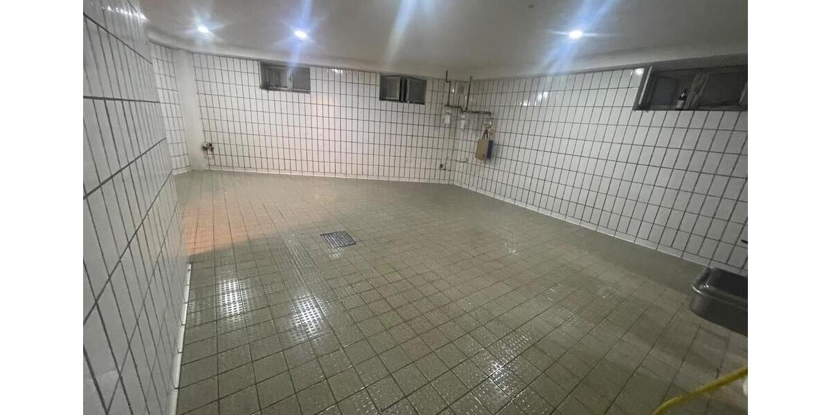 Gewerbeobjekt Altenbeken - 650&euro; | Angebot:24846467