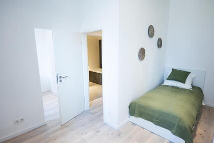 Wohnen auf Zeit Nürnberg Sankt Leonhard - 3 Zimmer, 15 m&sup2;, 550&euro; | Angebot:25964294