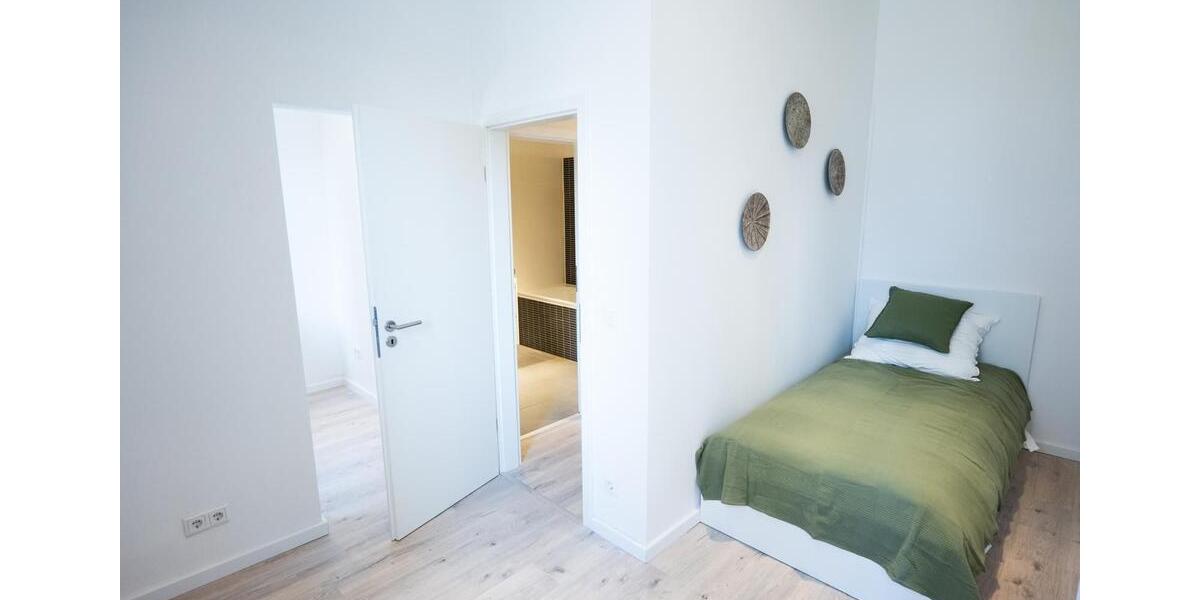 Wohnen auf Zeit Nürnberg Sankt Leonhard - 3 Zimmer, 15 m&sup2;, 550&euro; | Angebot:25964294