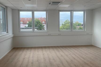 Gewerbeobjekt Schwetzingen - 574&euro; | Angebot:24889981