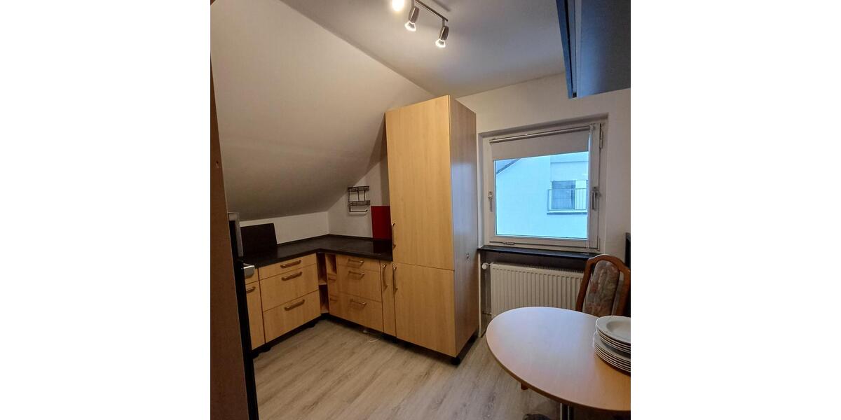Dachgeschoßwohnung Ansbach - 3 Zimmer, 75 m&sup2;, 755&euro; | Angebot:24126227