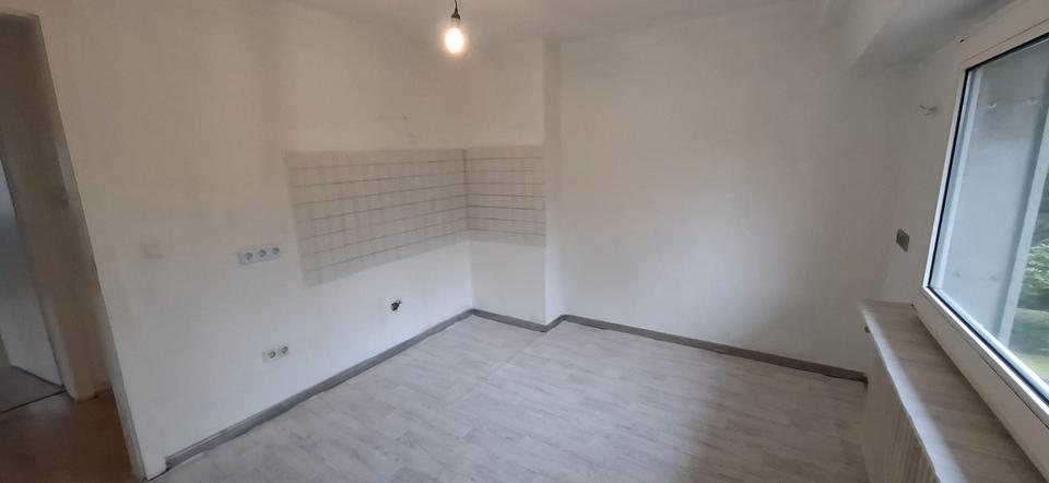 Etagenwohnung Köln Kalk - 3 Zimmer, 78 m&sup2;, 1.250&euro; | Angebot:26621365