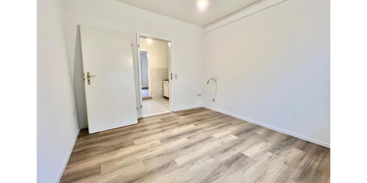 Etagenwohnung Bremen Neustadt - 1 Zimmer, 11 m&sup2;, 275&euro; | Angebot:25931220