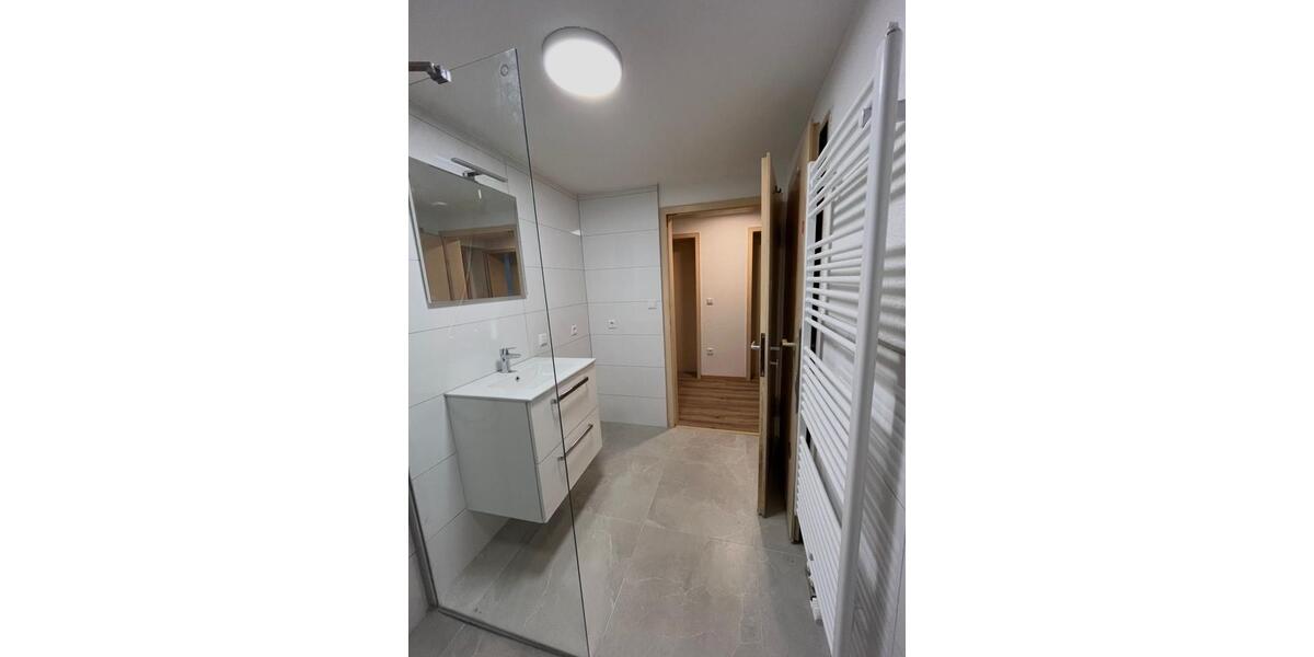 Etagenwohnung Baltmannsweiler - 2 Zimmer, 50 m&sup2;, 650&euro; | Angebot:26629224