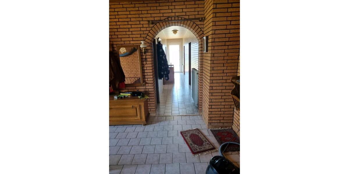 Etagenwohnung Rhauderfehn - 4 Zimmer, 120 m&sup2;, 1.180&euro; | Angebot:25265246