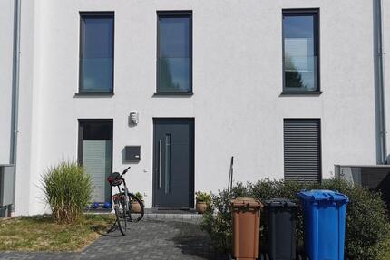 Modernes Reihenhaus zu vermieten