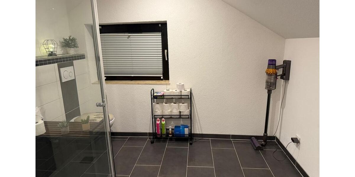 Dachgeschoßwohnung Alfdorf - 1 Zimmer, 53 m&sup2;, 740&euro; | Angebot:26255004