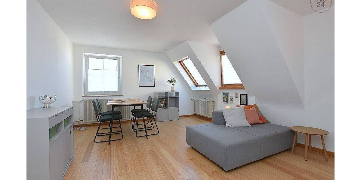 Modern möblierte DG-Wohnung in Fellbach 2 zimmer