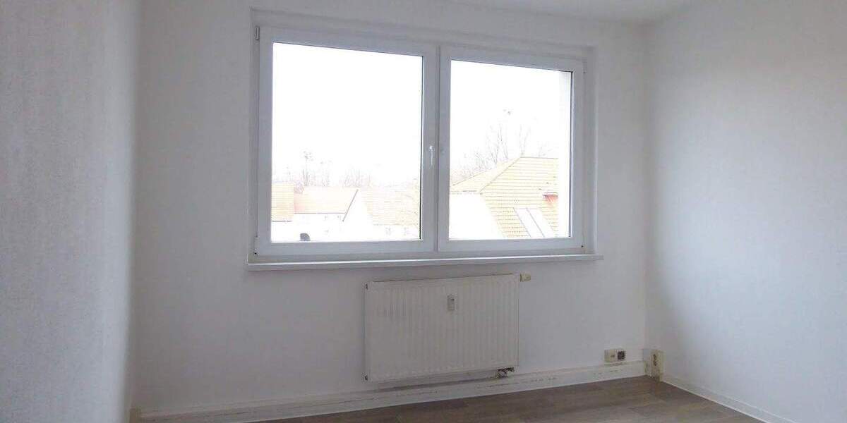 Etagenwohnung Bad Lauchstädt - 3 Zimmer, 58 m&sup2;, 359&euro; | Angebot:25040609