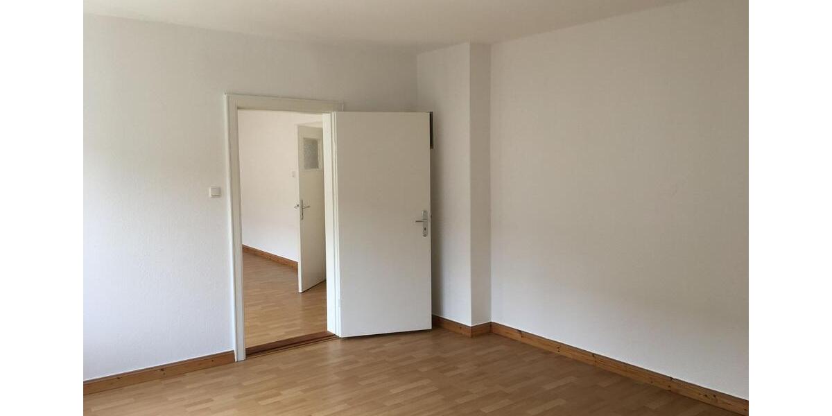 Etagenwohnung Bredstedt - 3 Zimmer, 85 m&sup2;, 670&euro; | Angebot:26617494