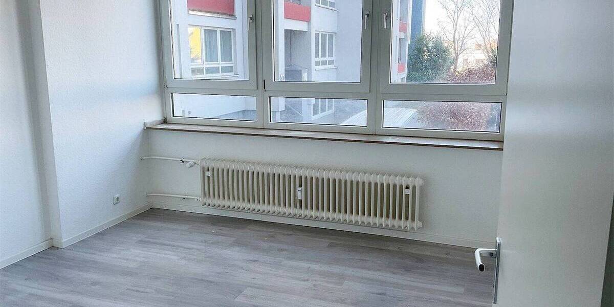 Etagenwohnung Bochum Querenburg - 5 Zimmer, 125 m&sup2;, 990&euro; | Angebot:26627294