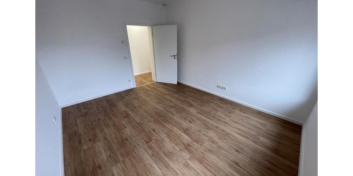 Etagenwohnung Nordhausen - 3 Zimmer, 80 m&sup2;, 650&euro; | Angebot:26645940