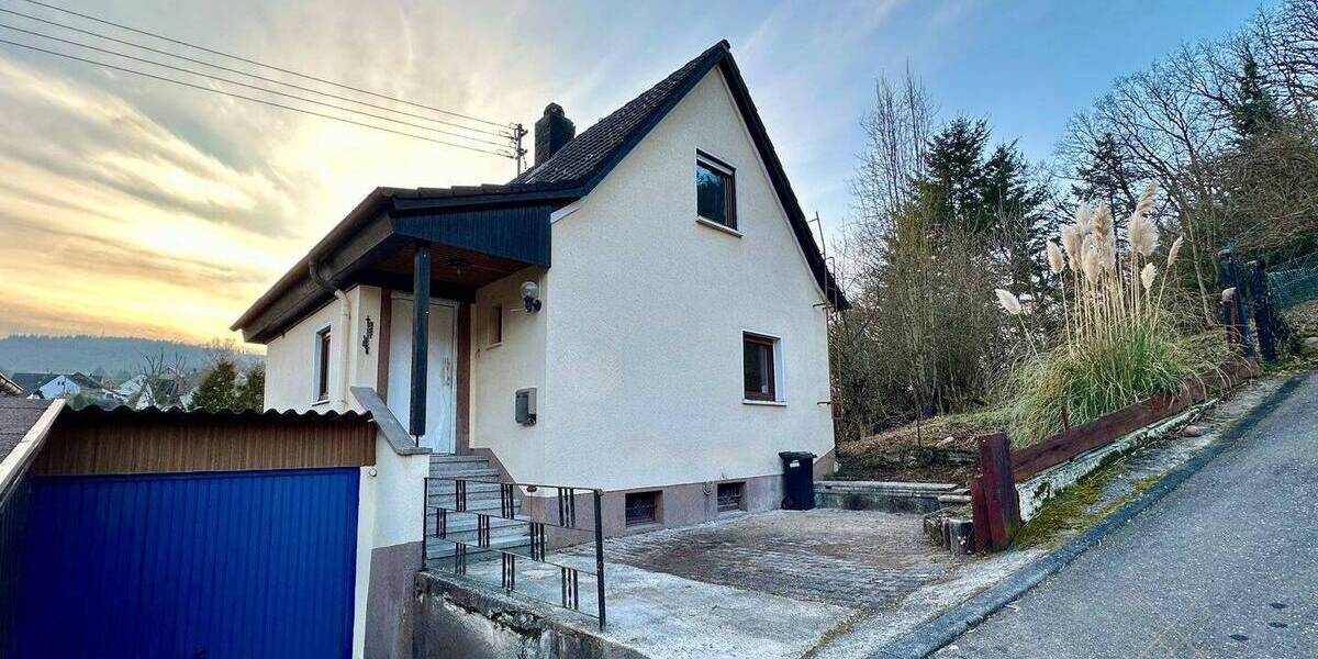 Einfamilienhaus Idar-Oberstein Oberstein - 3 Zimmer, 80 m&sup2;, 750&euro; | Angebot:26258951
