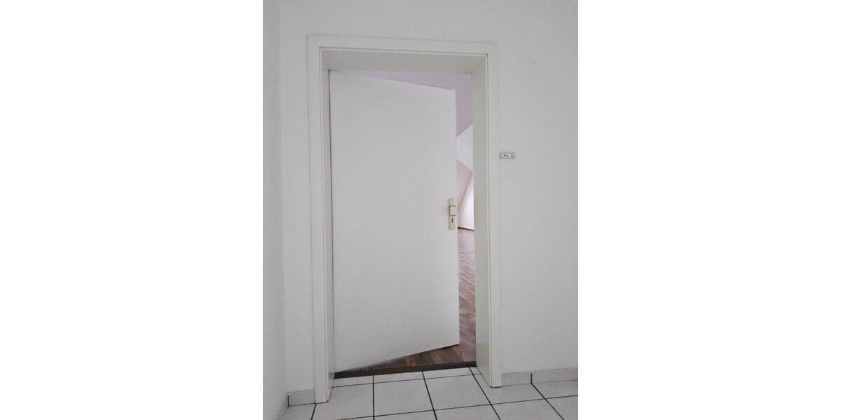 Helle 4-Zimmer-DG-Wohnung in Dingelstädt (130 m²) – sofort verfügbar 4 zimmer