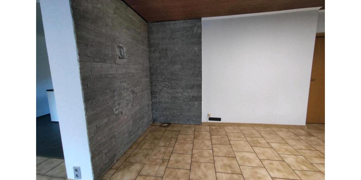 Etagenwohnung Königslutter am Elm - 6 Zimmer, 120 m&sup2;, 960&euro; | Angebot:26693489