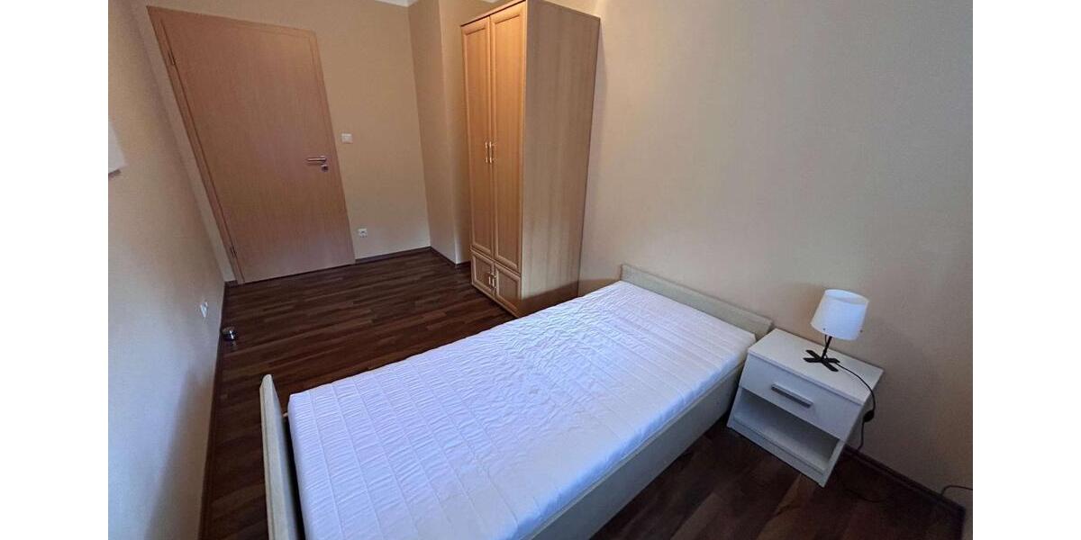 Wohnen auf Zeit Schloß Holte-Stukenbrock Stukenbrock - 3 Zimmer, 70 m&sup2;, 15&euro; | Angebot:24336734