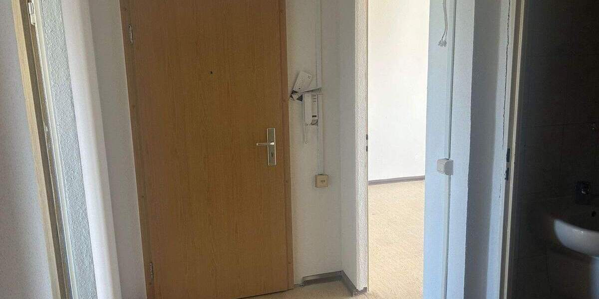 Etagenwohnung Teutschenthal Langenbogen - 2 Zimmer, 55 m&sup2;, 330&euro; | Angebot:26796964