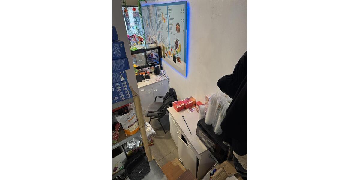 Erleben Sie die exklusive Chance: Kleiner Laden, große Wirkung in WF´s historischer Altstadt zimmer