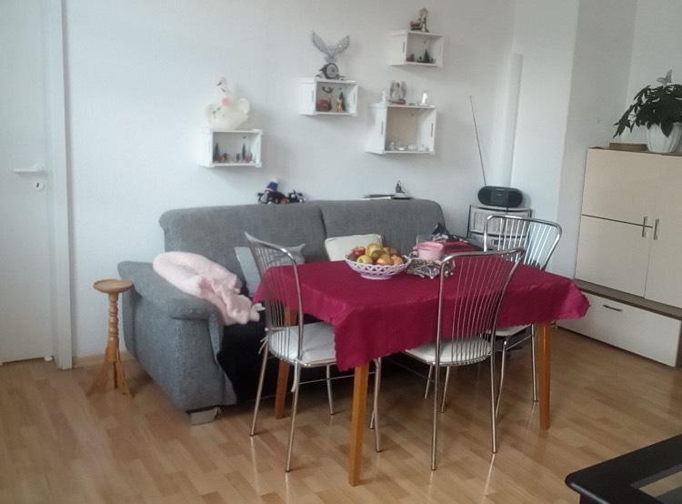 Etagenwohnung Lichtenstein (Sachsen) - 2 Zimmer, 54 m&sup2;, 420&euro; | Angebot:23832163