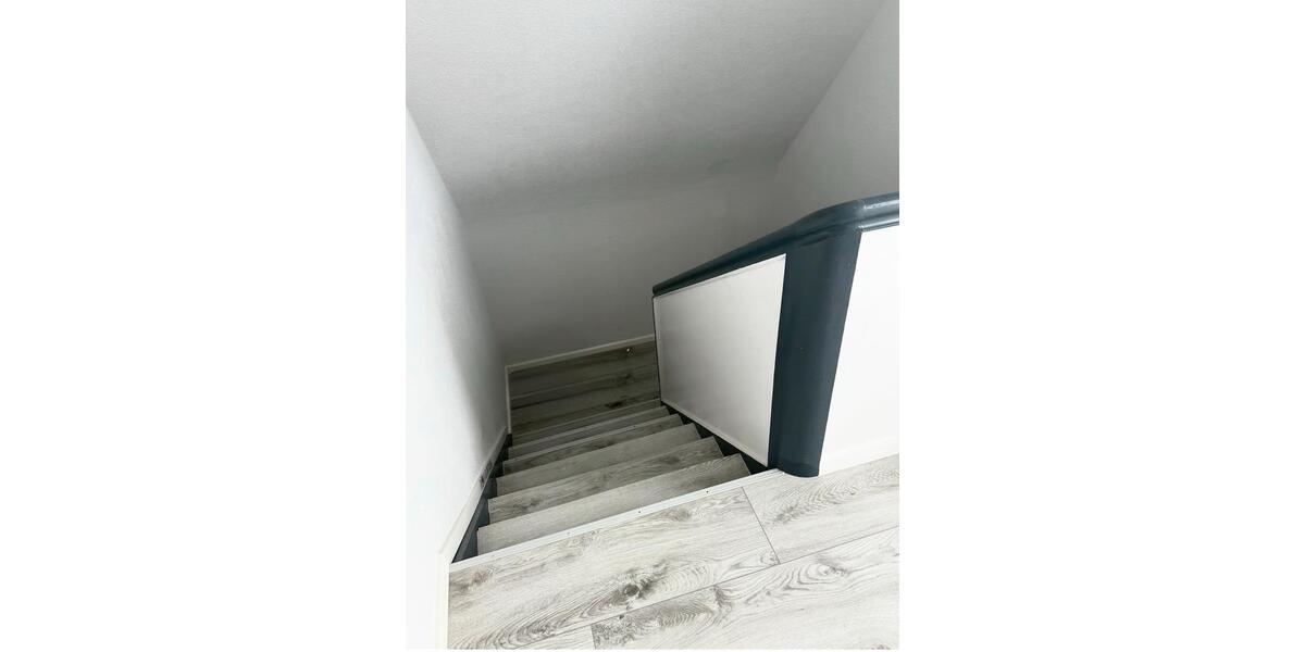 Dachgeschoßwohnung Baunatal - 2 Zimmer, 65 m&sup2;, 690&euro; | Angebot:26632470