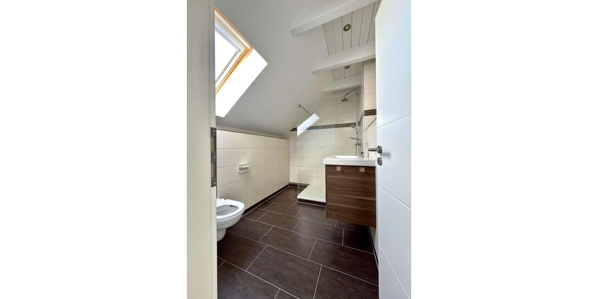 Etagenwohnung Sickte - 3 Zimmer, 102 m&sup2;, 1.100&euro; | Angebot:26284891