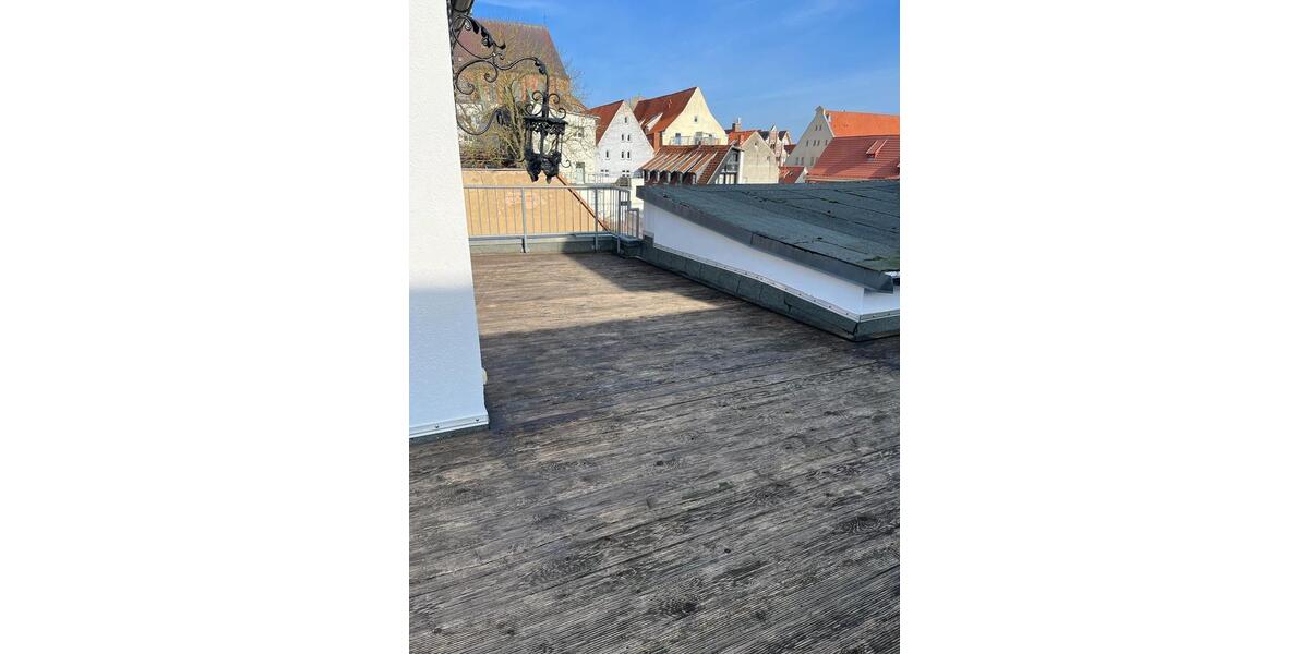 Dachgeschoßwohnung Stralsund - 5 Zimmer, 170 m&sup2;, 1.526&euro; | Angebot:26283567