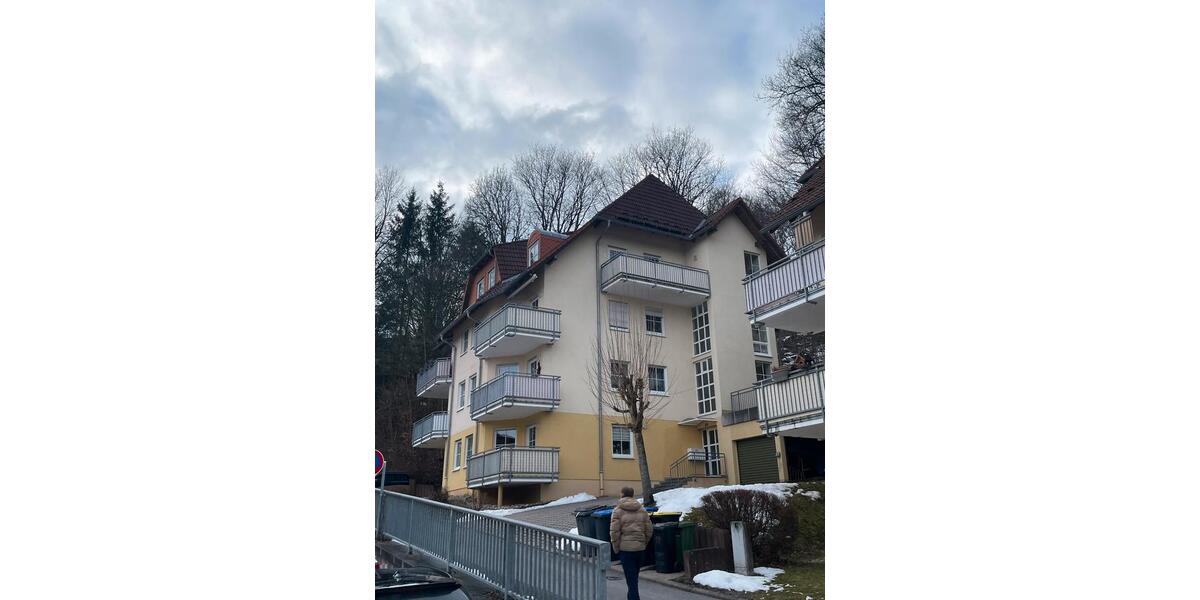 Dachgeschoßwohnung Suhl - 3 Zimmer, 74 m&sup2;, 592&euro; | Angebot:26432697