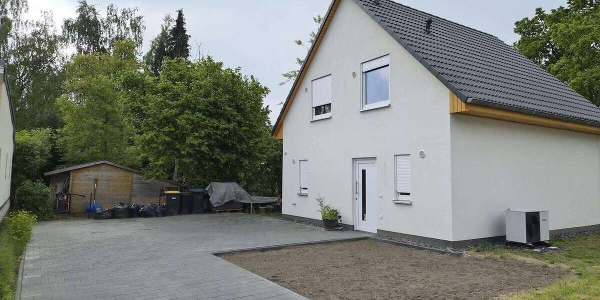 Einfamilienhaus Falkensee - 4 Zimmer, 90 m&sup2;, 1.620&euro; | Angebot:26732807