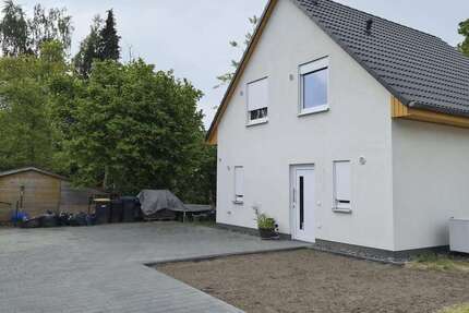 Haus Falkensee - 4 Zimmer, 90 m&sup2;, 1.620&euro; | Angebot:26732807