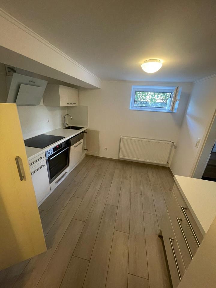 Möblierte 1 Zimmer SouterrainWohnung