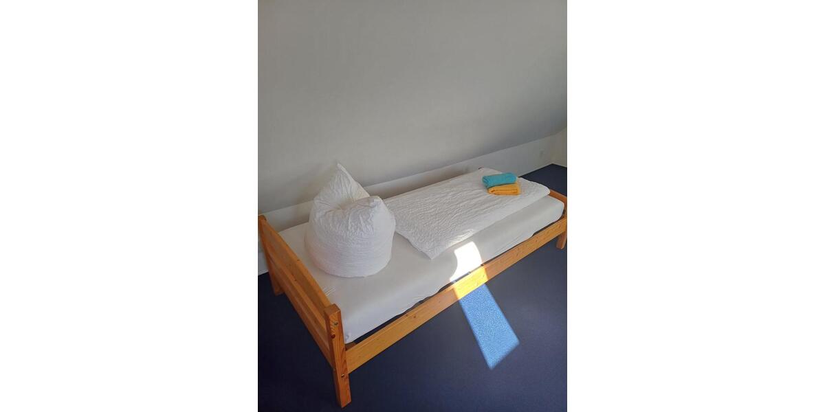 Dachgeschoßwohnung Mirow - 2 Zimmer, 60 m&sup2;, 400&euro; | Angebot:23009263