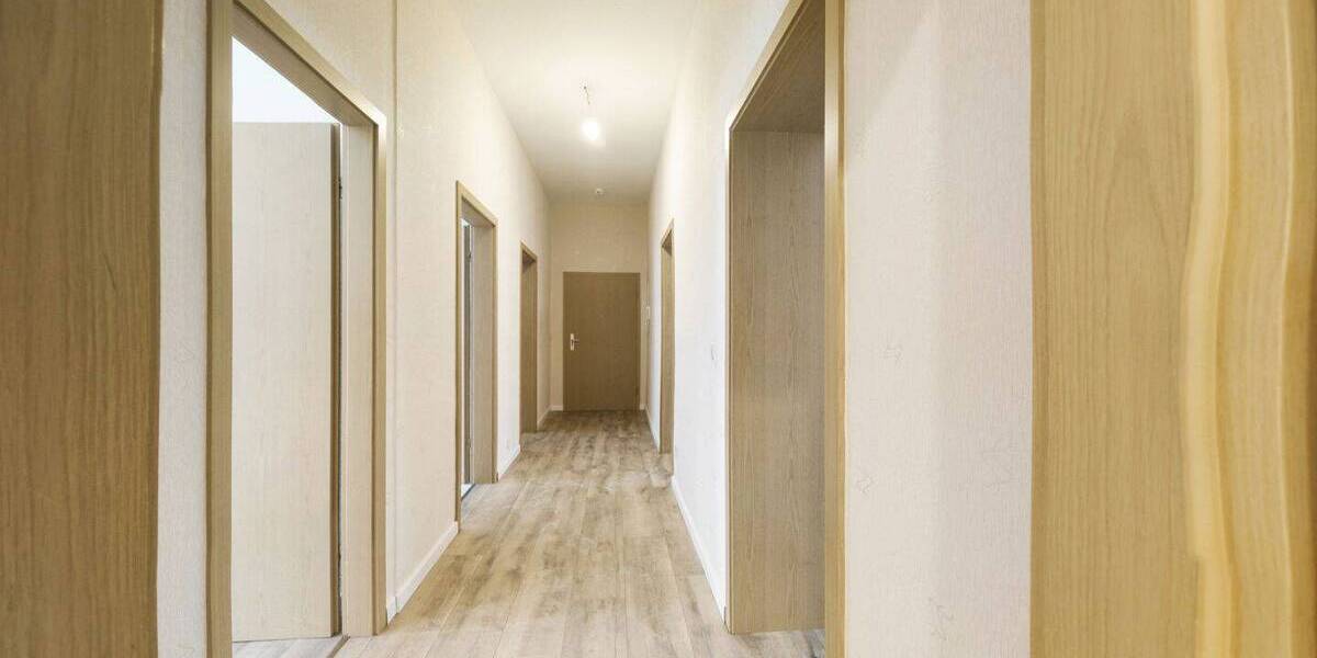 Etagenwohnung Magdeburg Stadtfeld Ost - 3 Zimmer, 92 m&sup2;, 750&euro; | Angebot:26798650