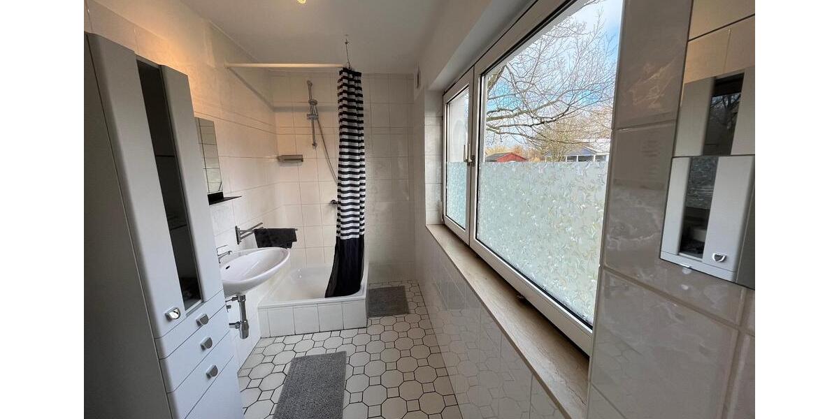 Wohnen auf Zeit Ratekau - 6 Zimmer, 145 m&sup2;, 15&euro; | Angebot:26132704