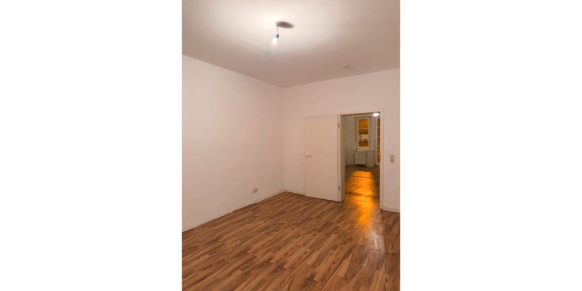 Etagenwohnung Heusweiler - 4 Zimmer, 100 m&sup2;, 1.000&euro; | Angebot:24807144