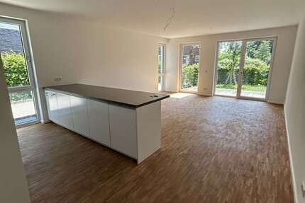 Wohnung Hamburg Wandsbek - 5 Zimmer, 141 m&sup2;, 1.900&euro; | Angebot:26766233