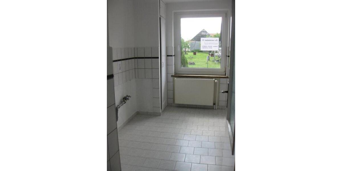 Erdgeschoßwohnung Jüterbog - 3 Zimmer, 71 m&sup2;, 450&euro; | Angebot:22486016