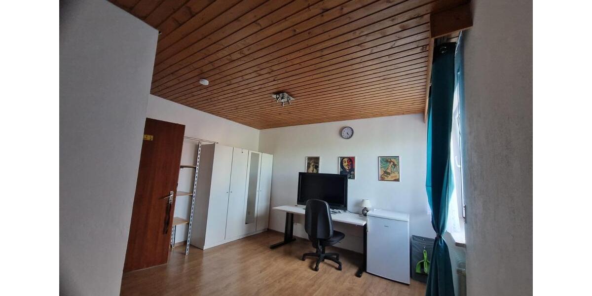 Wohnen auf Zeit Moosthenning - 4 Zimmer, 58 m&sup2;, 400&euro; | Angebot:26443207