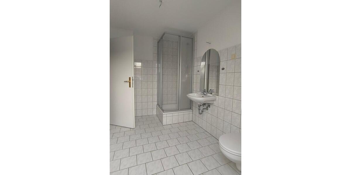 Dachgeschoßwohnung Halle (Saale) Damaschkestraße - 2 Zimmer, 48 m&sup2;, 359&euro; | Angebot:26644724