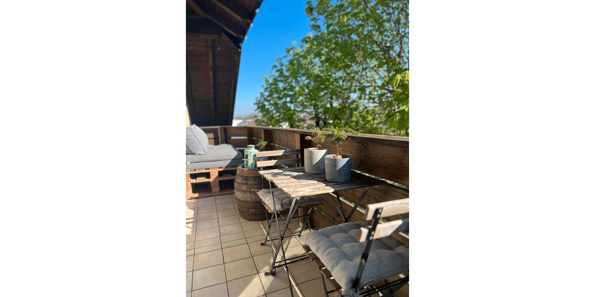 Etagenwohnung Traunstein - 3 Zimmer, 102 m&sup2;, 1.300&euro; | Angebot:26516749