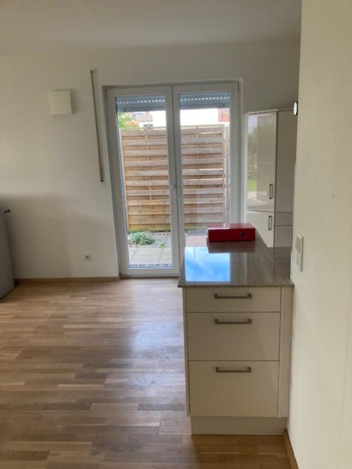 2-Zimmer Erdgeschoßwohnung mit schönen Garten