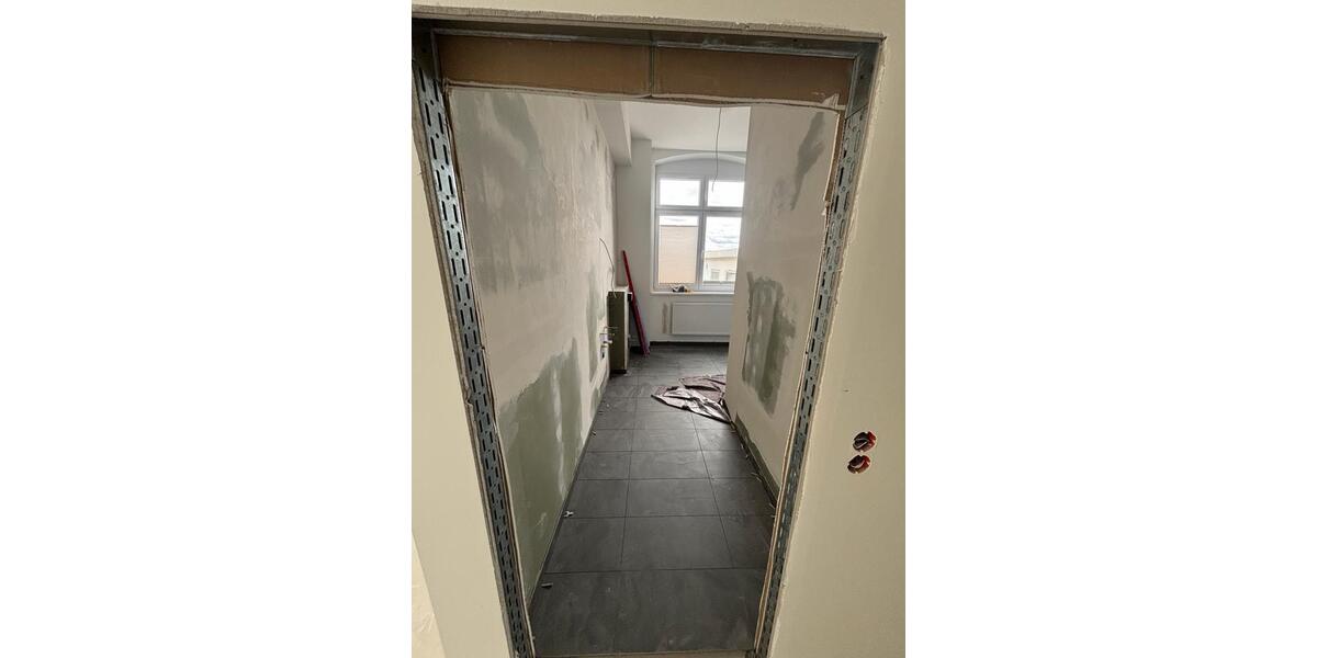 Erdgeschoßwohnung Sinn - 2 Zimmer, 130 m&sup2;, 1.200&euro; | Angebot:26614071